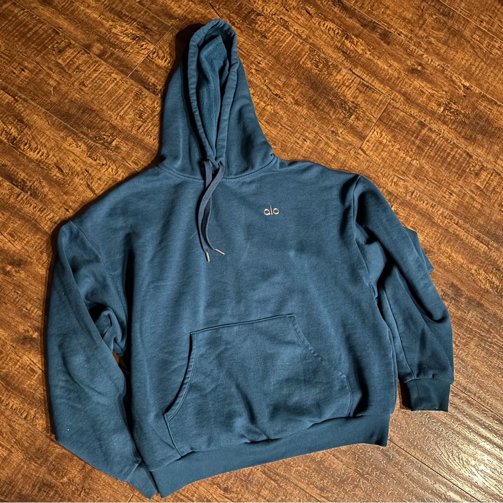 ALO accolade sweatshirt